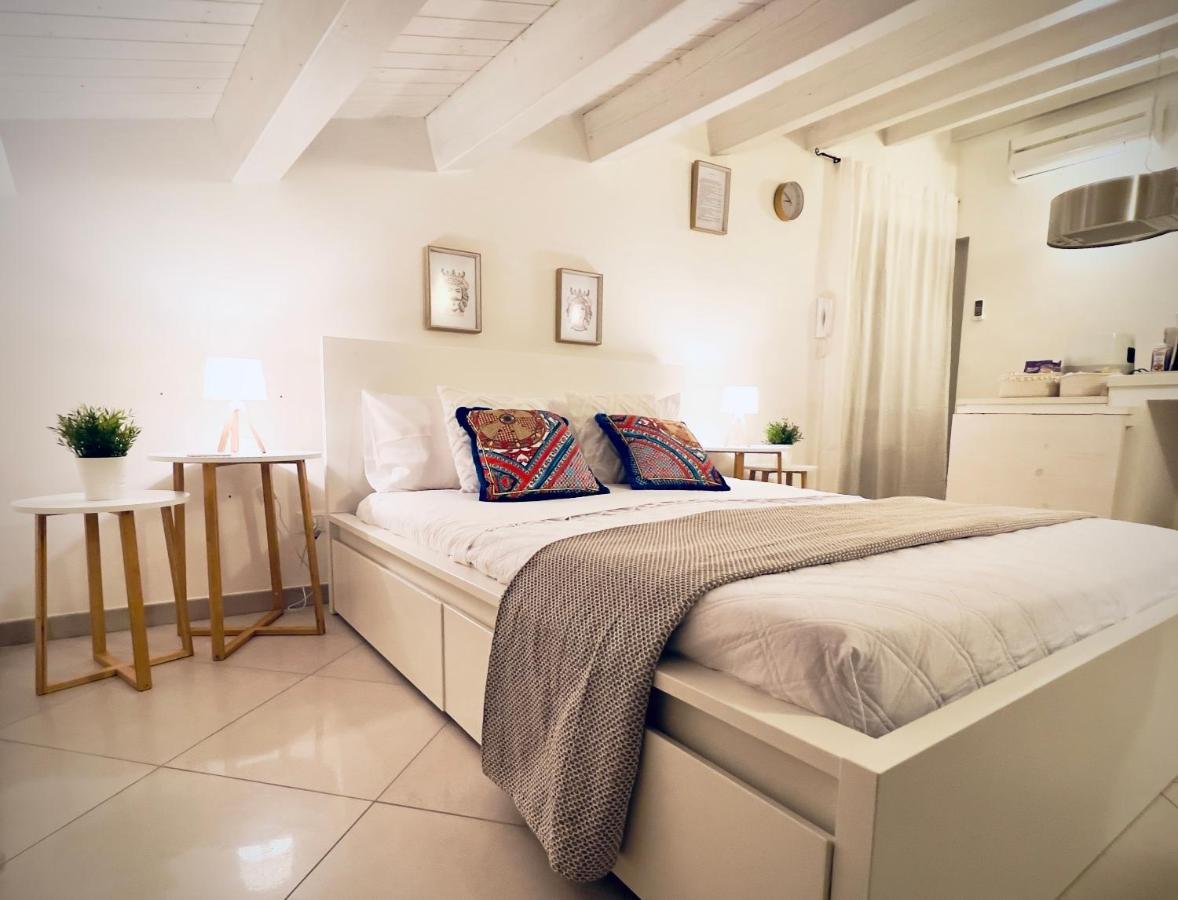 Rooms 153 Principe Umberto Noto Exterior foto